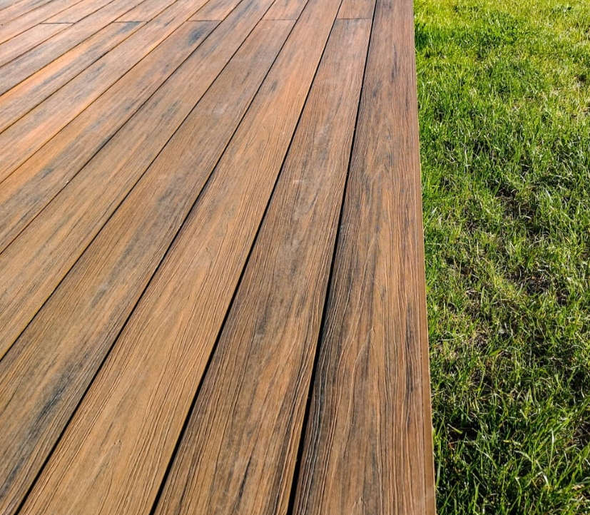 2.9m Premium Composite Decking - Dual Color Oak Mix - Teak Mix